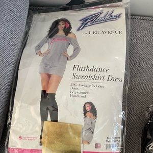 Halloween costumes - size small